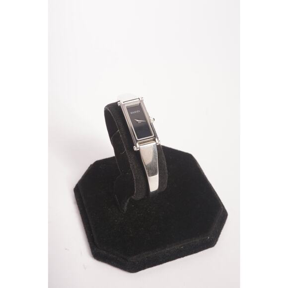 Gucci Silver Black Bangle 1500L Quartz Watch - Picture 1 of 4